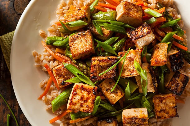 Chicken Salad with Avocado and Fresh Vegetables