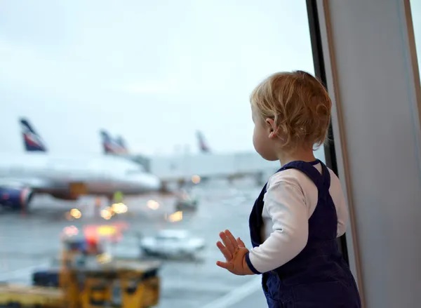 how to travel with infant on plane    